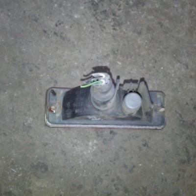 FAROL DE BUMPER TRASERO DERECHO